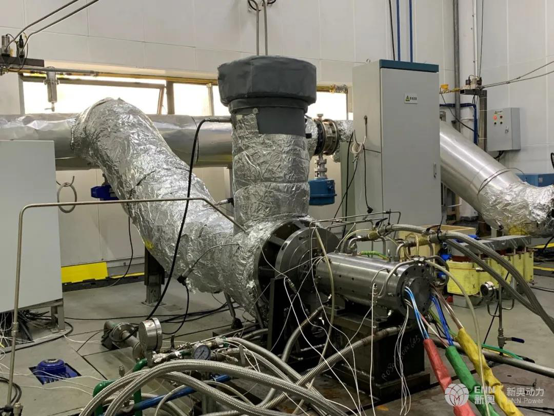 E100RR微型燃气轮机机组通过72小时连续满负荷运行考核